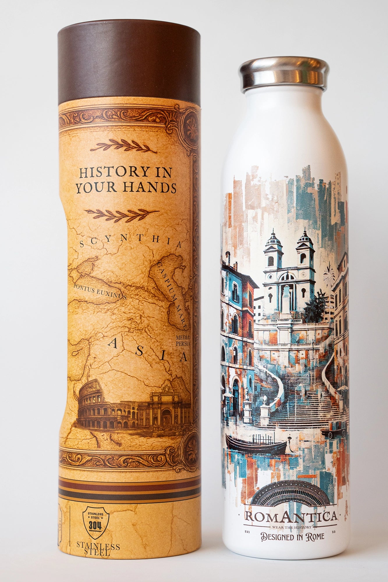 Luxury reusable thermal water bottle inspired by the Spanish Steps in Rome, with eco-friendly collectible packaging by RomAntica Design – perfect Italian souvenir and gift.