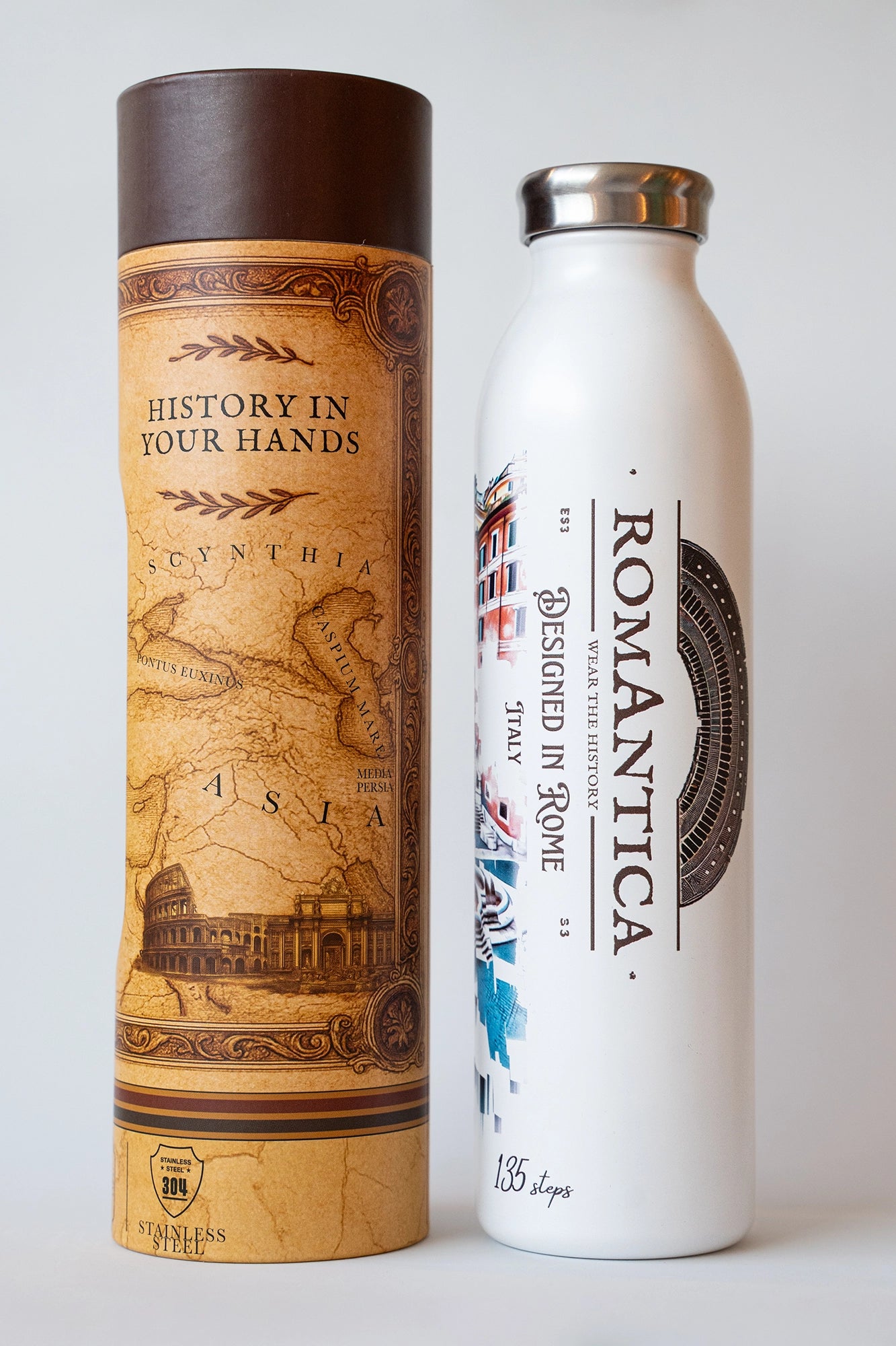 Luxury reusable thermal water bottle inspired by Spanish Steps in Rome, with eco-friendly collectible packaging by RomAntica Design – perfect Italian souvenir and gift.