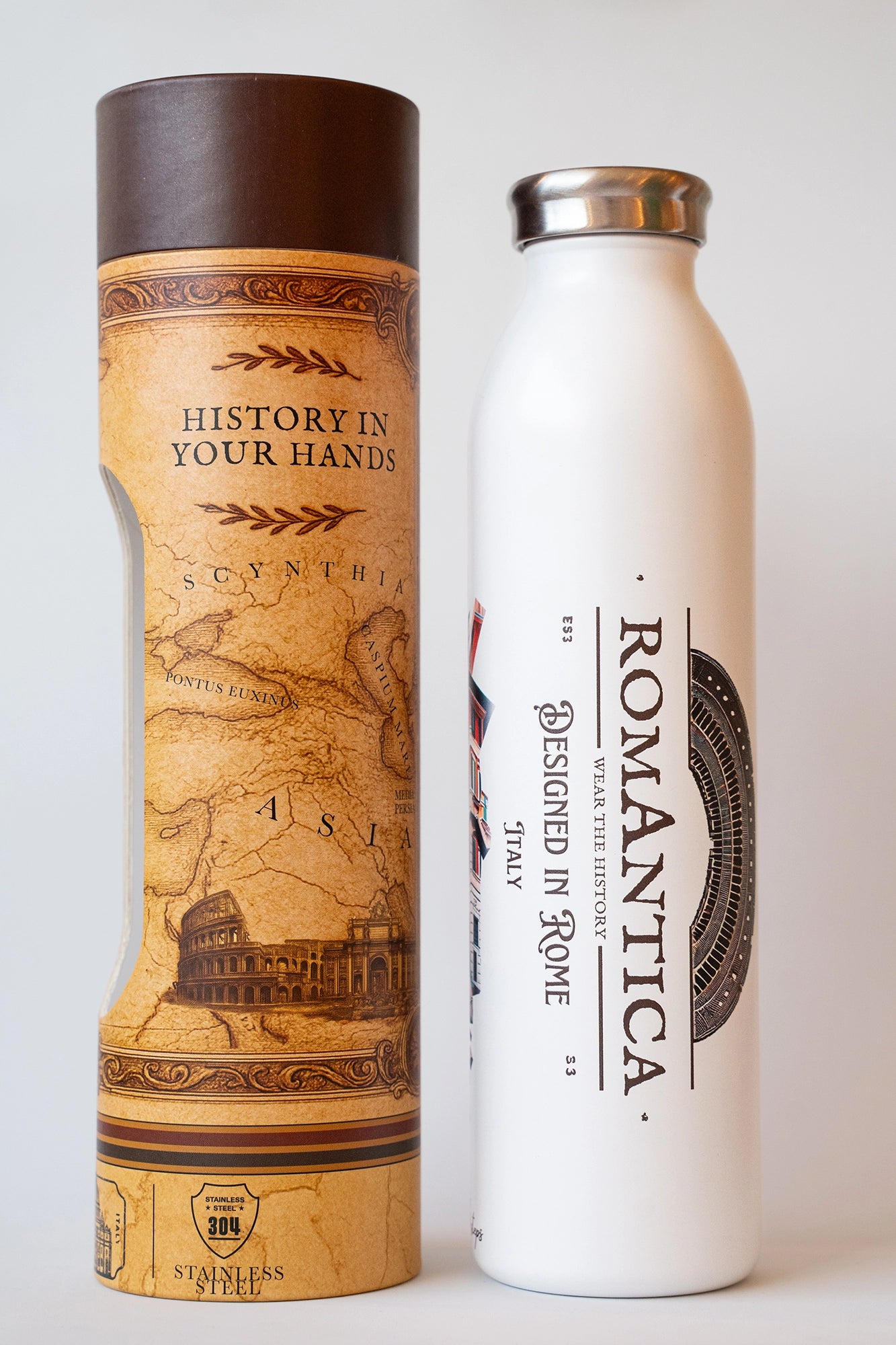 Luxury reusable thermal water bottle inspired by Spanish Steps in Rome, with eco-friendly collectible packaging by RomAntica Design – perfect Italian souvenir and gift.