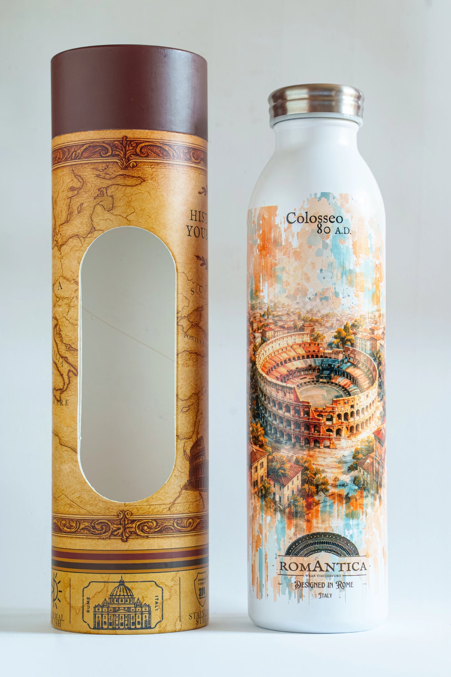 Luxury reusable thermal water bottle inspired by the Colosseo in Rome, with eco-friendly collectible packaging by RomAntica Design – perfect Italian souvenir and gift.