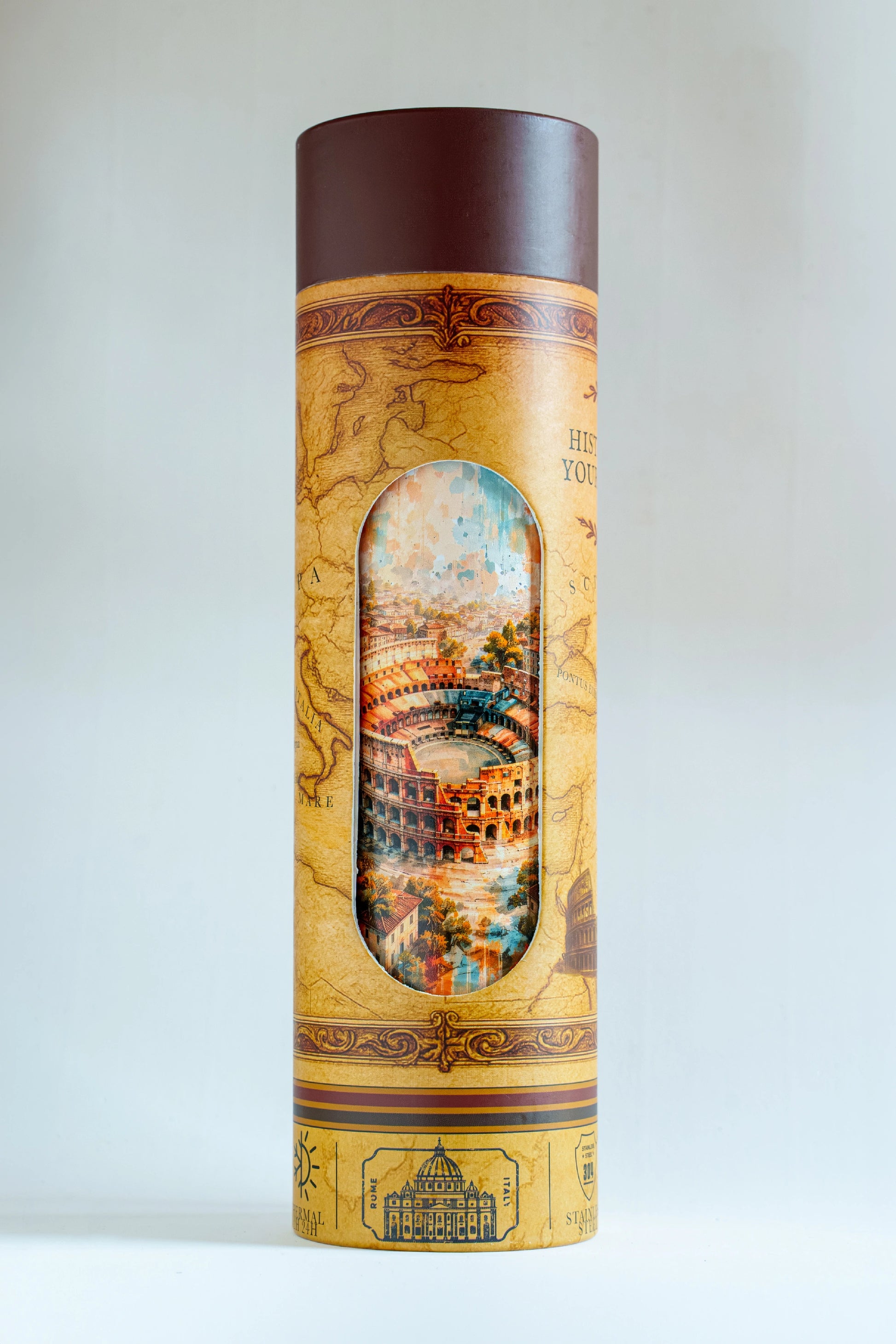 Luxury reusable thermal water bottle inspired by the Colosseo in Rome, with eco-friendly collectible packaging by RomAntica Design – perfect Italian souvenir and gift.