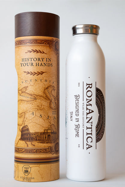 Luxury reusable thermal water bottle inspired by the Colosseum in Rome, with eco-friendly collectible packaging by RomAntica Design – perfect Italian souvenir and gift.