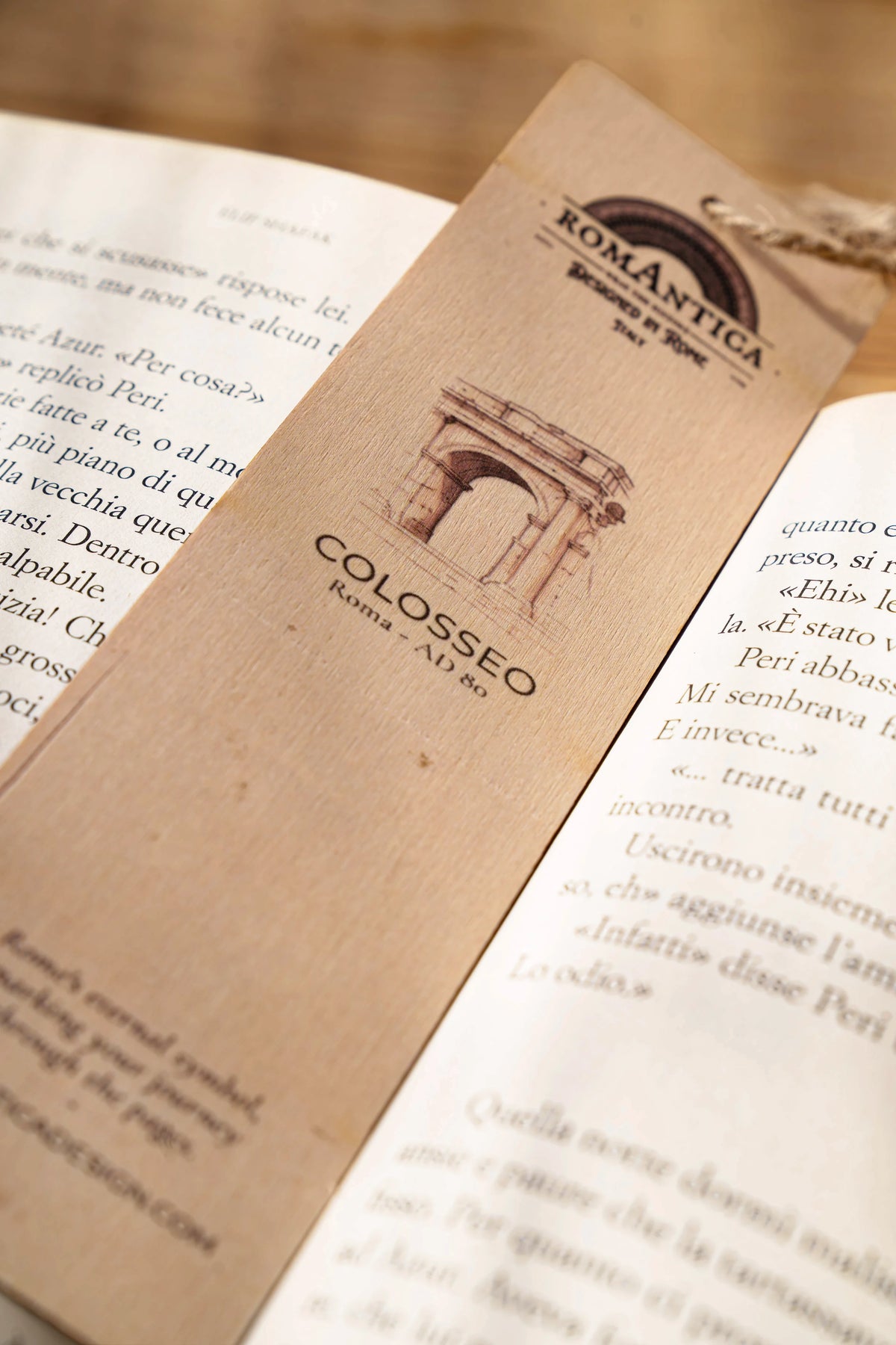 RomAntica Design wood bookmark Colosseum illustration — natural wood Rome souvenir